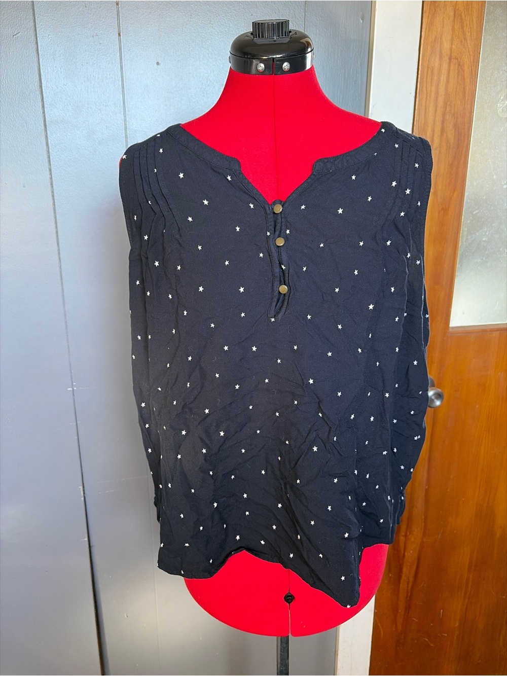 Sonoma Black Star-Print Henley Blouse